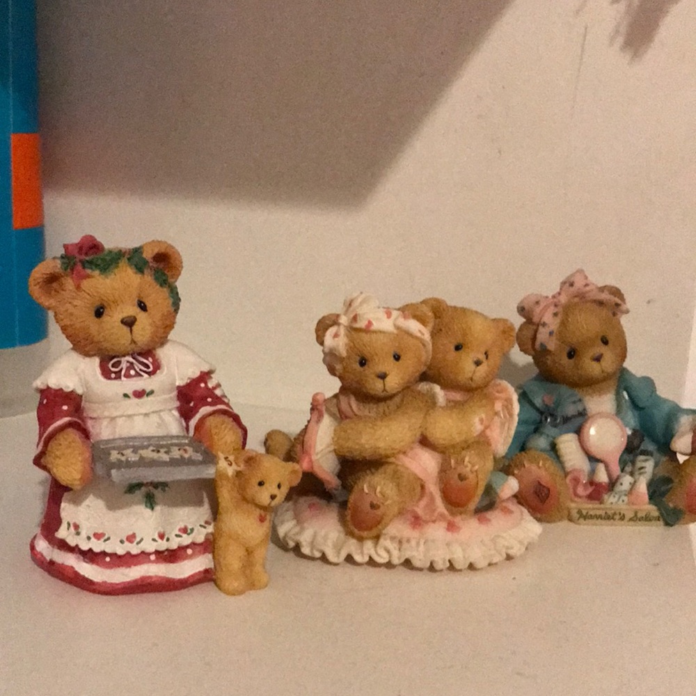 Cherished teddies